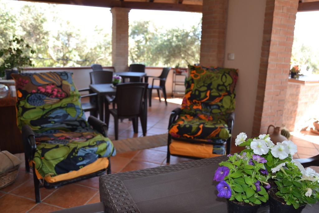 Mi Casa Es Tu Casa 79 Bed & Breakfast Portoscuso Dış mekan fotoğraf