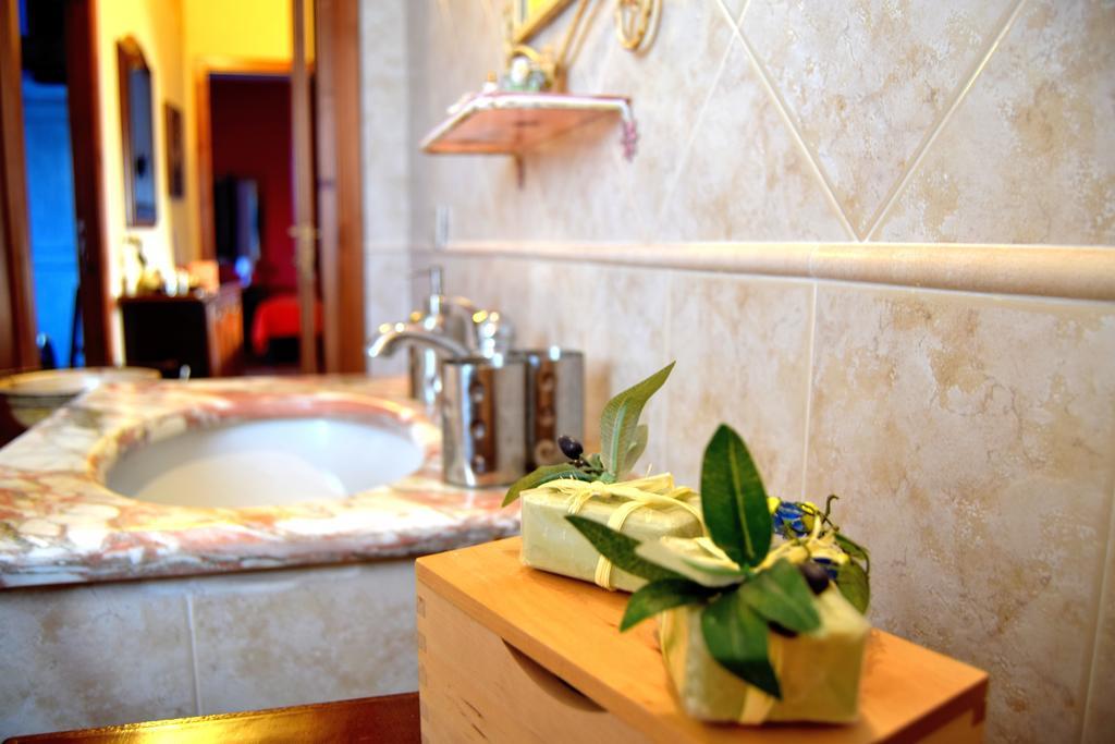 Mi Casa Es Tu Casa 79 Bed & Breakfast Portoscuso Dış mekan fotoğraf